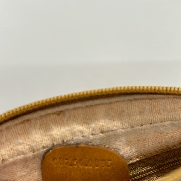 Gucci Authenticated Vintage Cream Leather GG Monogram Crossbody Purse Bag 🌸🌸 - Picture 8 of 12